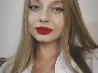 Best teens girl Her jailbait charm drives fans wild on teen sex cam sites Ekaterina27