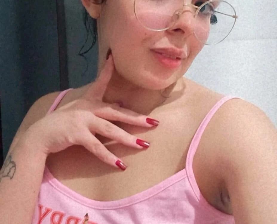 Join NinaSweet2 for watch girls connecting with charming italian grannies on cam.