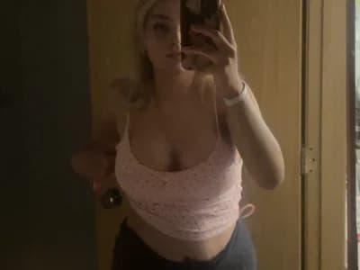 Girl creampie teens starlovesyoustar's creamy finish teen cam show starts now