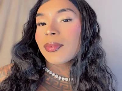 Twerk latin twerk trans cams: watch her go wild jessica_bigcock