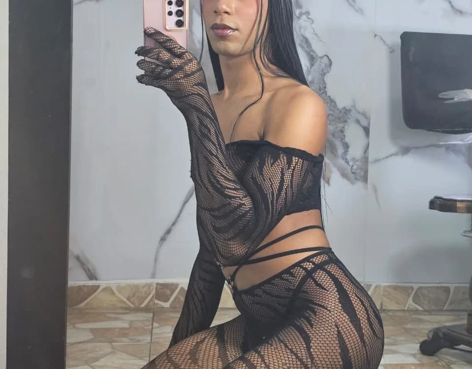 black_cami_01
