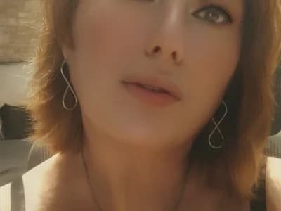 Cock rating Watch as this girl gives an honest penis appraisal on cam LeillaaX