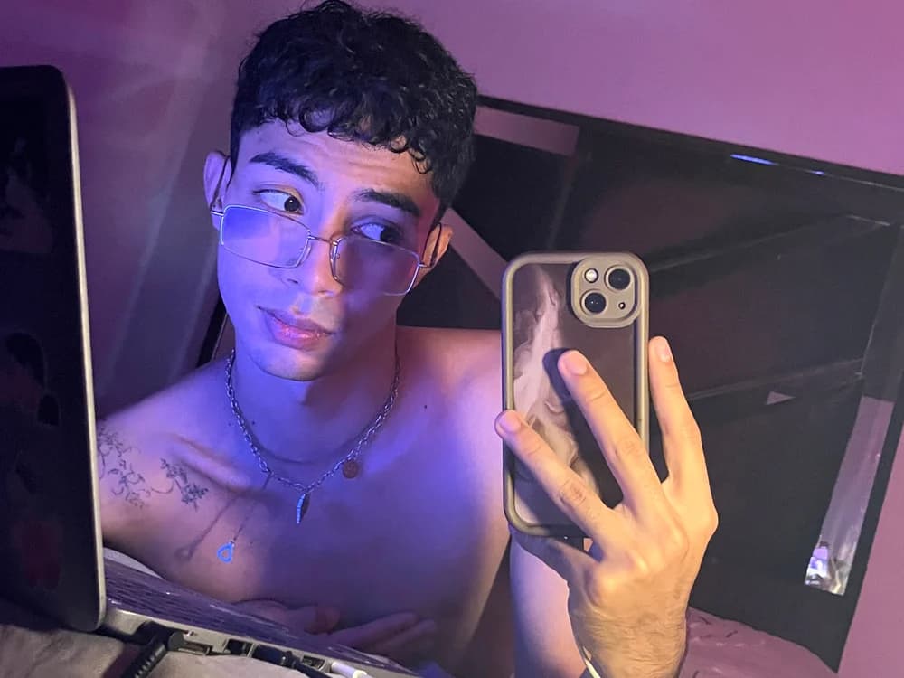 Adriann_voss