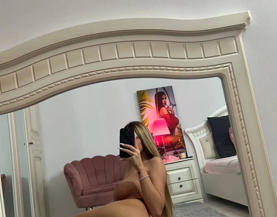 NicoleSarahX