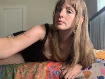 Footjob Girl worshipping cocks with their feet in an erotic, intimate live cam show. hotjordan1