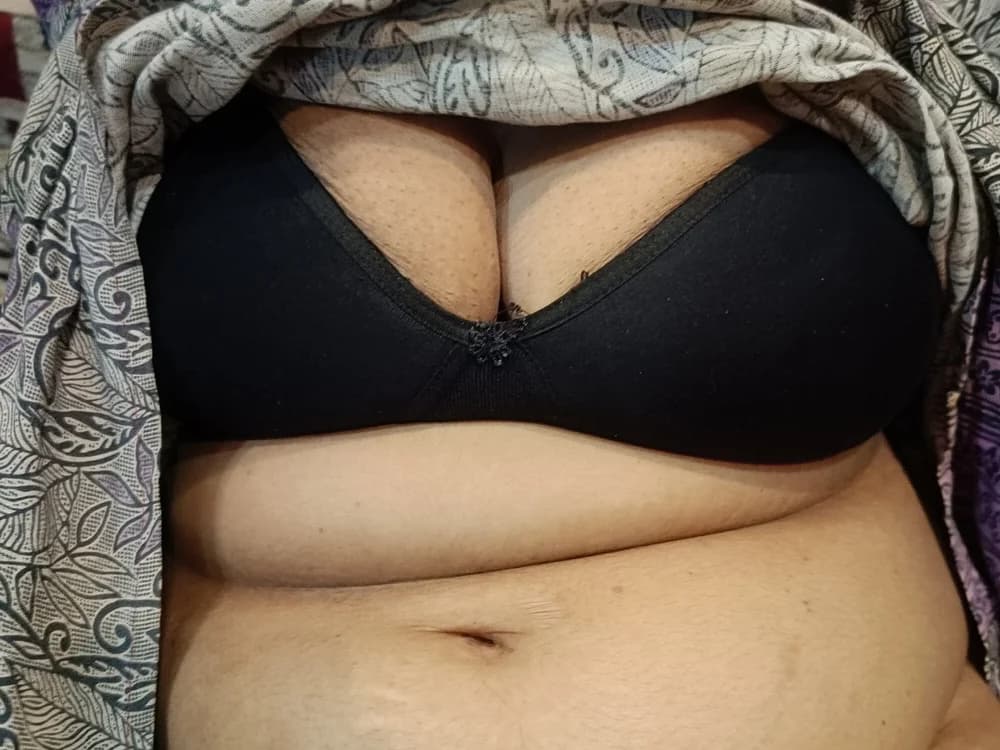 Hot__bhabhi_99