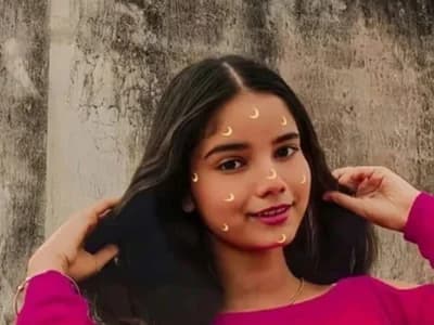 Watch clever girl go undercover in hot spy cam show, divya_140 mission deep cover