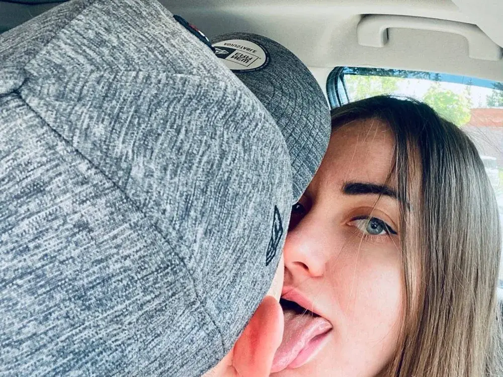 Deepthroat Blowjob cam couples on cam today