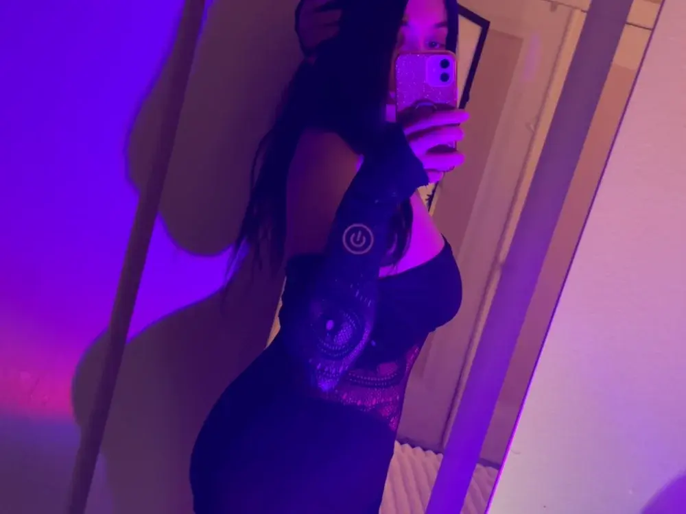 Luxurious Privates Ebony cam couples on cam today