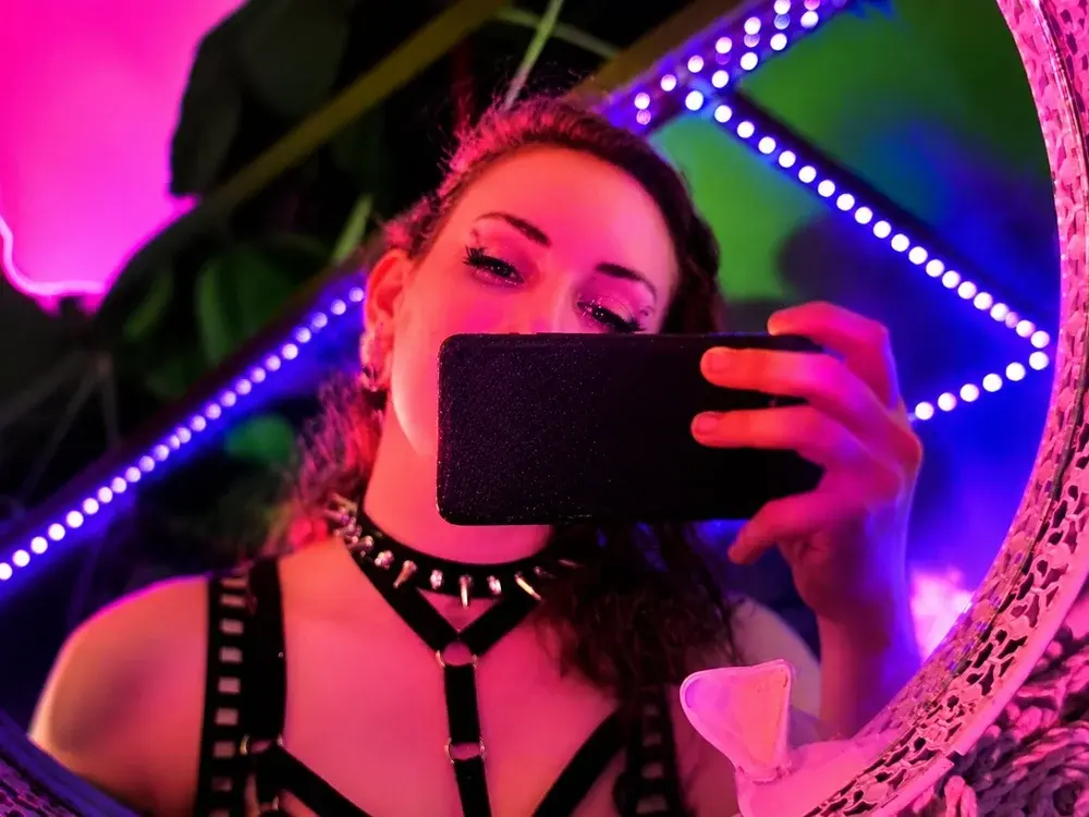 Creampie cam couples available now