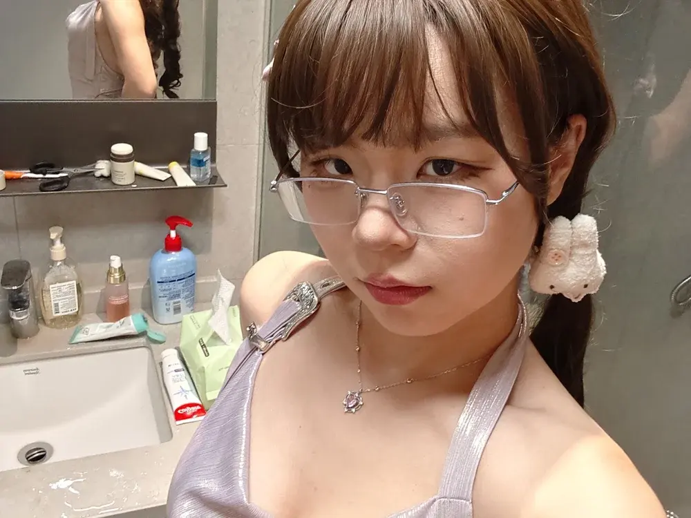 Asian Blowjob cam couples in the live directory