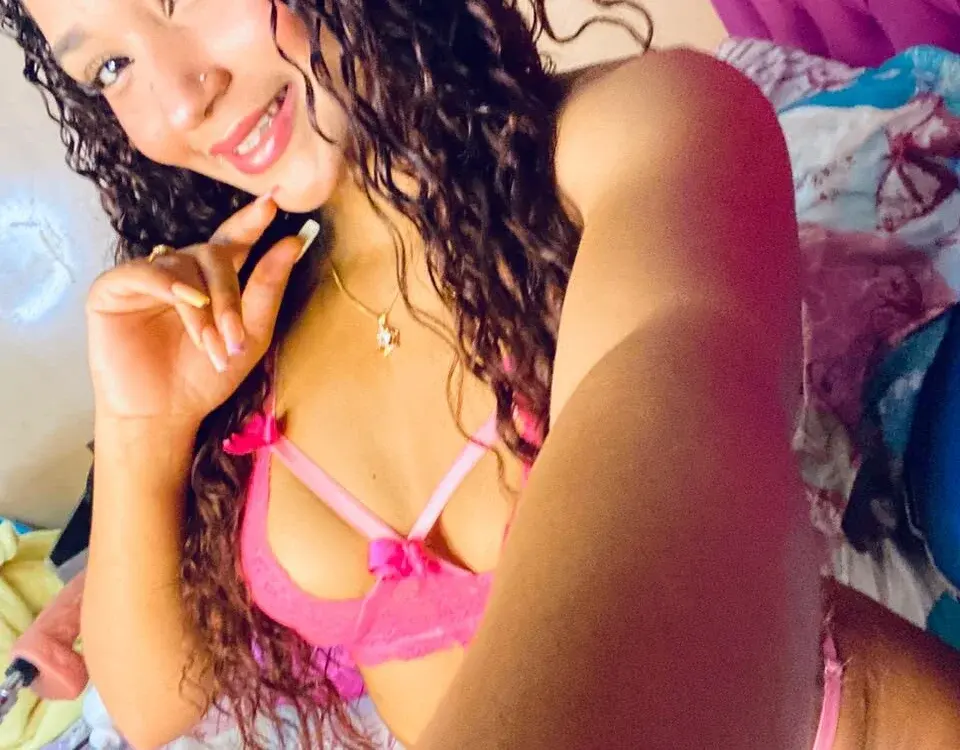 Club cam couples on cam right now