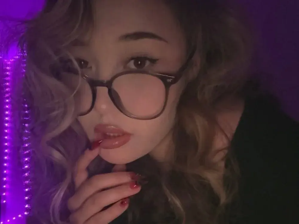 Anal Asian cam couples in a private show