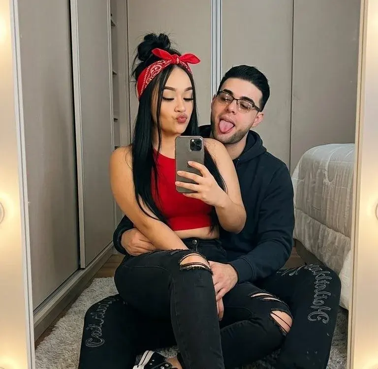 live Dildo Or Vibrator cam couples