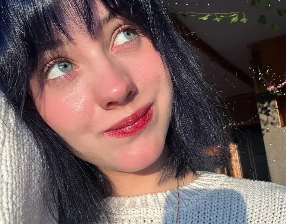 Short Hair cam couples streaming now