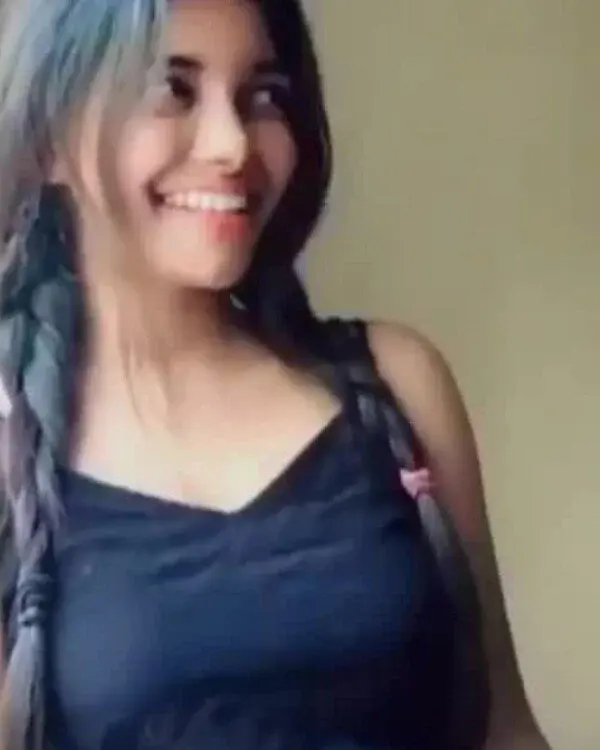 Big Nipples Milfs cam girls streaming today