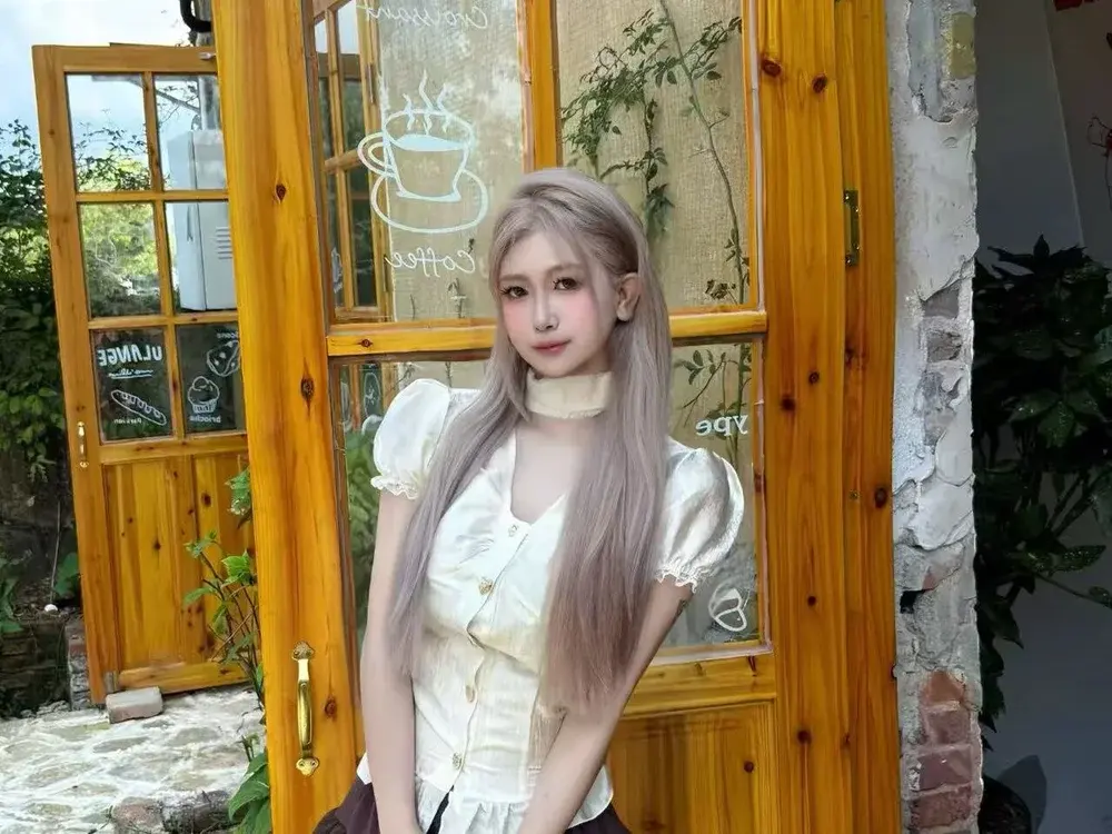 Colorful Teens cam girls in the live directory