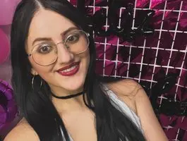 Kissing cam girls streaming today