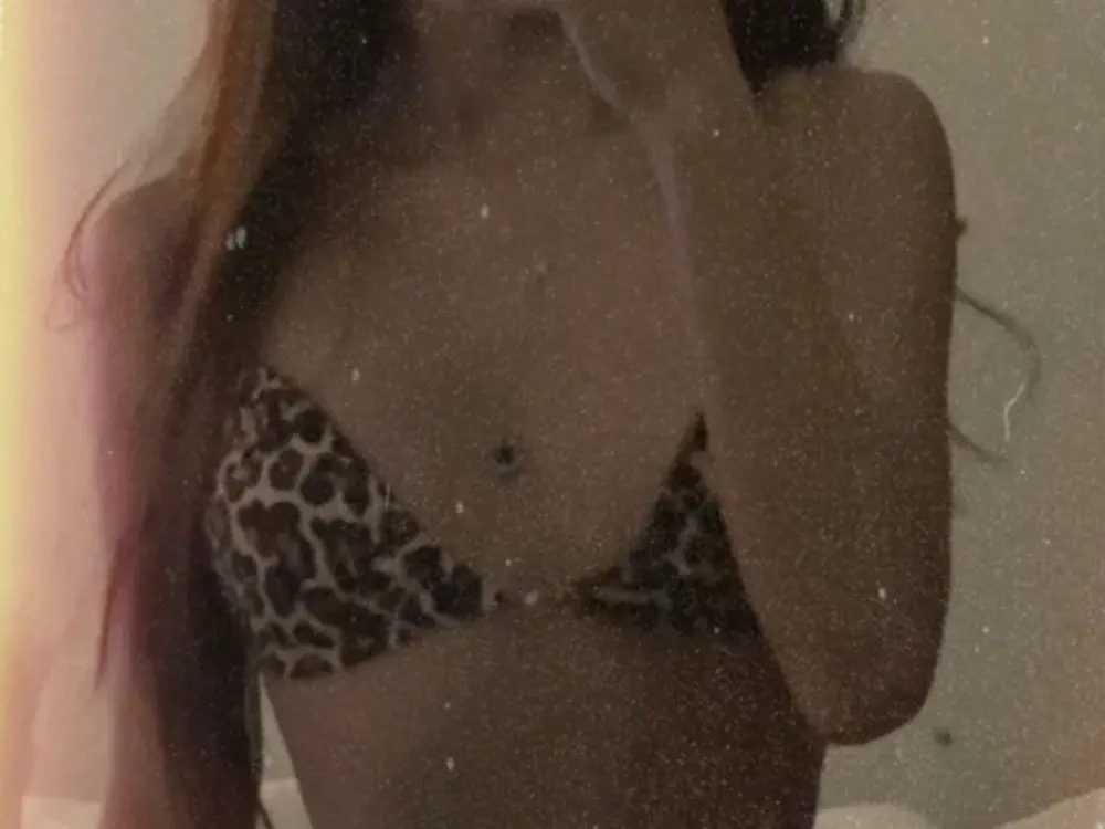Pinay cam girls waiting in chat