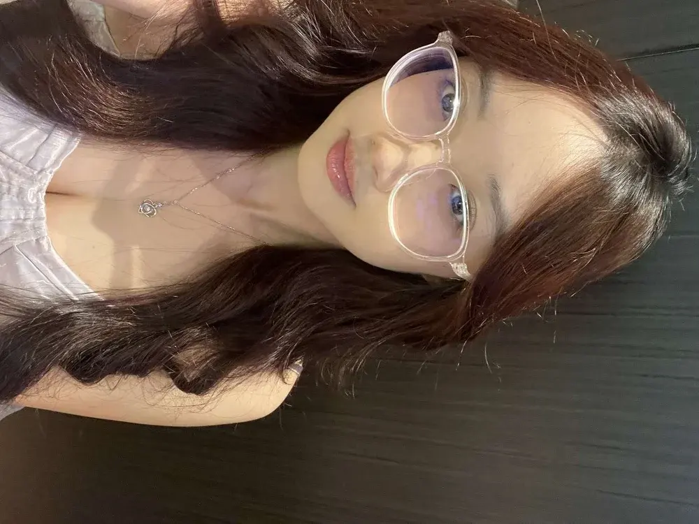 Gym Babe cam girls waiting in chat