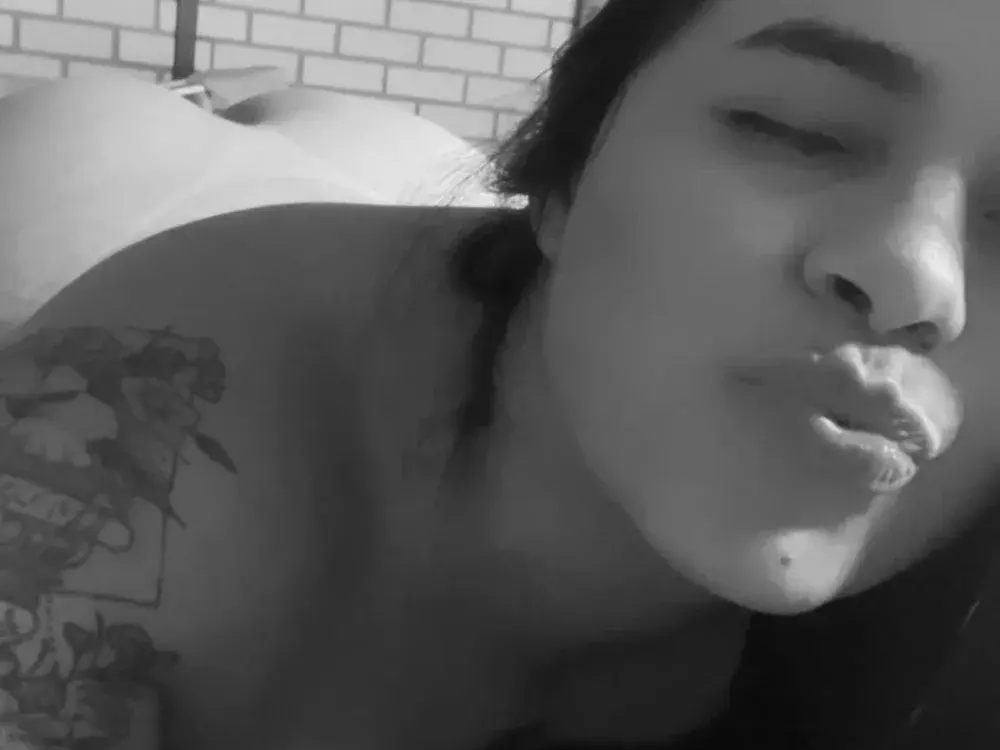 Middle Priced Privates Teens cam girls in the live directory