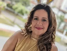 Flirting Latin cam girls online