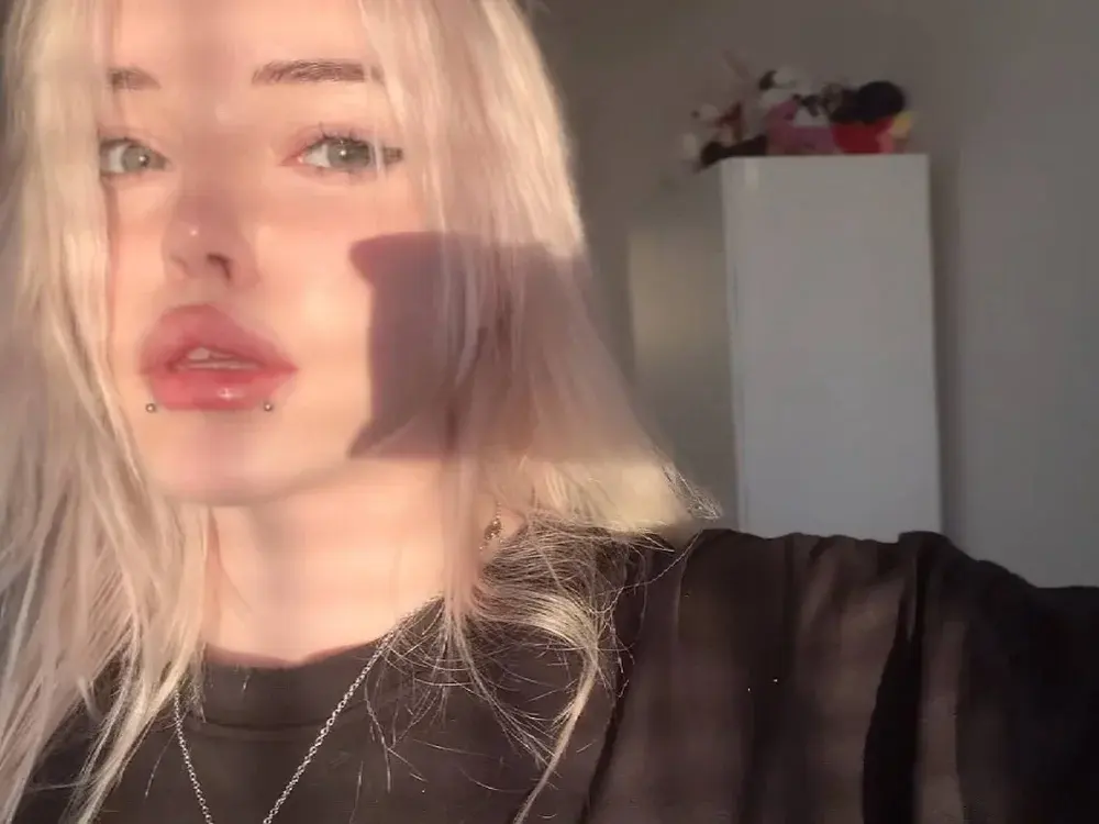 New Asian cam girls in a private show