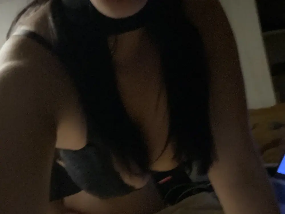 Middle Priced Privates Ebony cam girls live stream