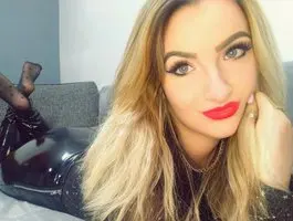 Tattoos Grannies cam girls on webcam