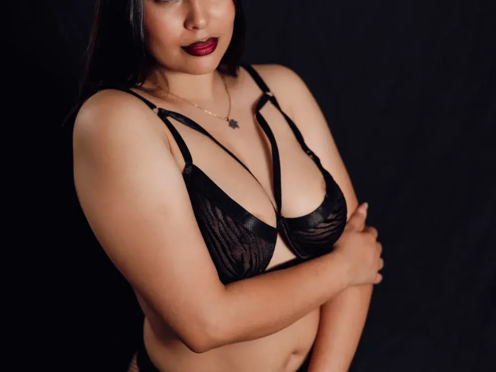 Venezuelan Teens cam girls in a private show