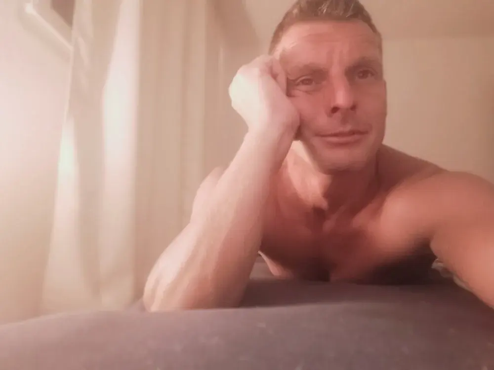 Swiss cam guys live on the site