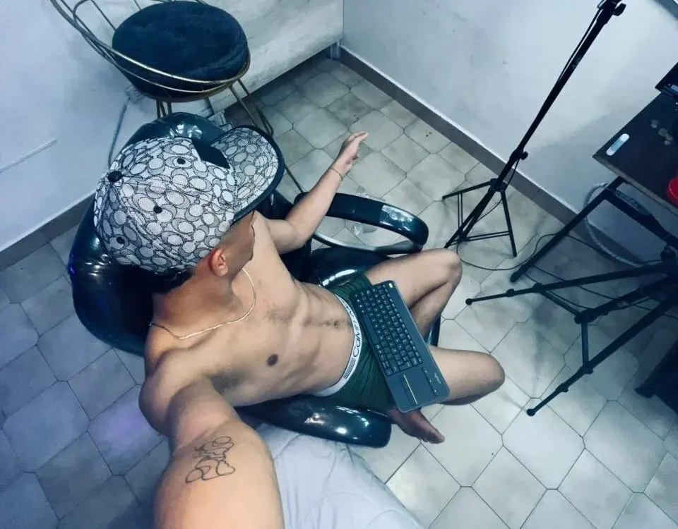 live Chubbies cam guys