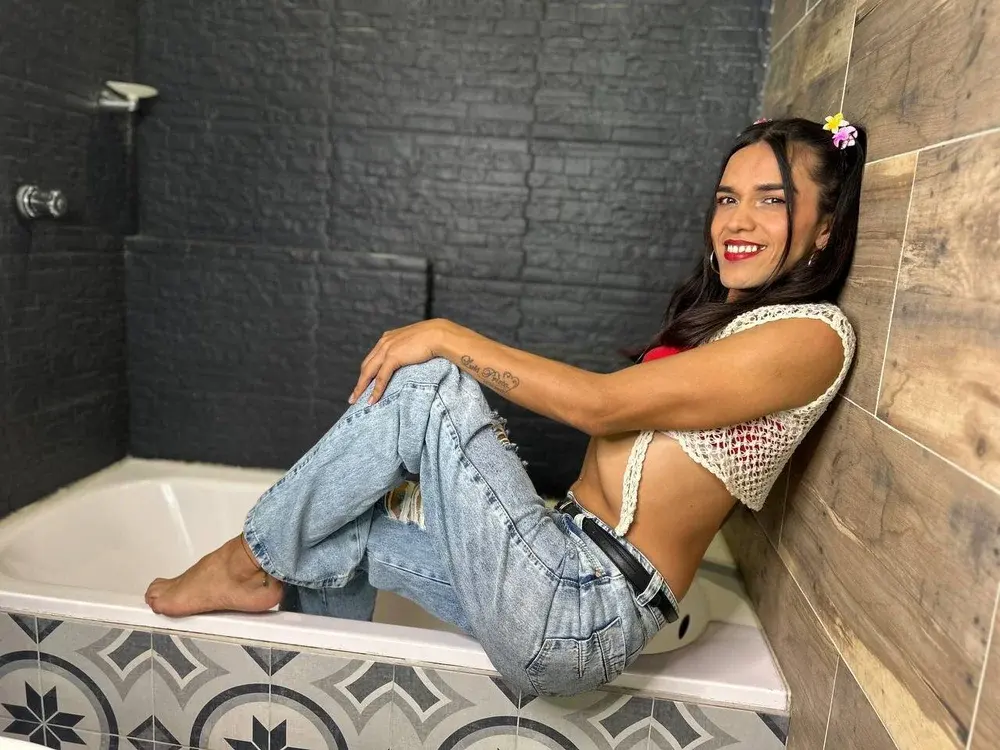 Yoga trans cams mid-stream