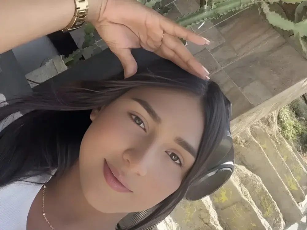 Ebony trans cams during a private session