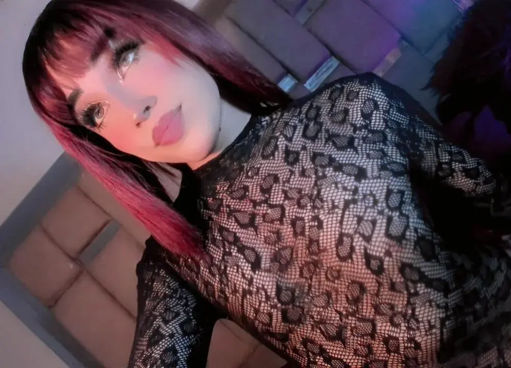 Jerk Off Instruction trans cams during a private session