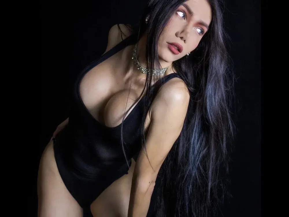 Squirt Milfs trans cams ready for a private show
