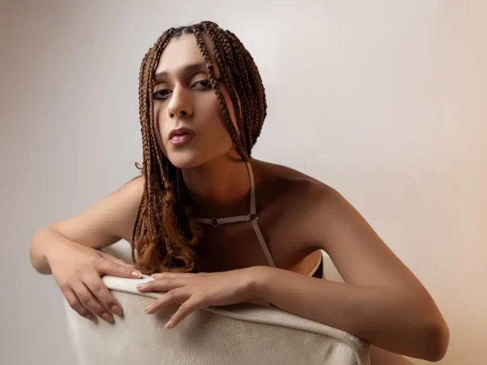 Editorial Choice trans cams