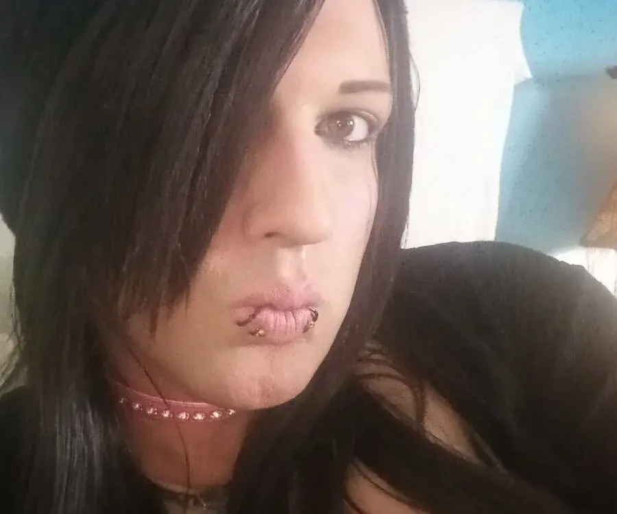Piercings Milfs trans cams on cam right now