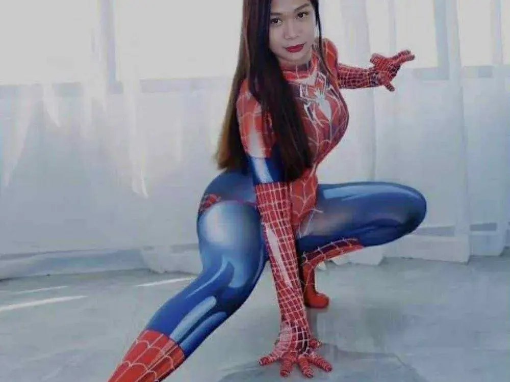 Small Tits Asian trans cams on cam right now